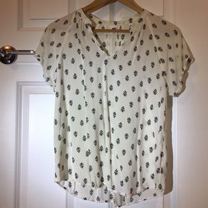 Old Navy white summer blouse